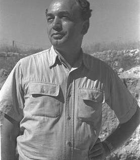 Nahman Avigad: In Memoriam, Frank Moore Cross, <i>Biblical Archaeology Review</i> (18:3), May/Jun 1992.