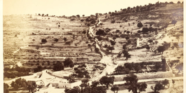 225 C.E. Jews Visit Temple Mount
