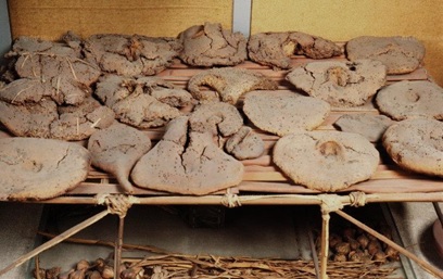 The unleavened bread, 1351 BCE