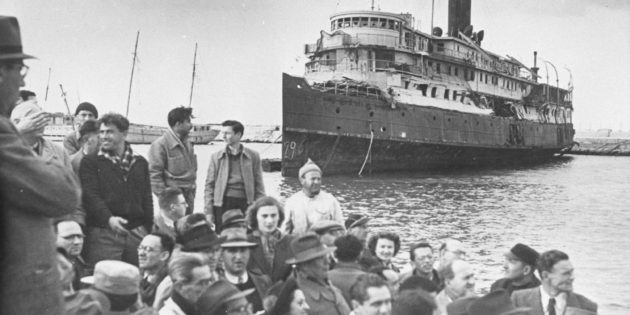 November 21, 1933 The British Restrict Jewish Immigration into Palestine
