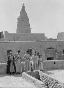 Iraqi Jews at Ekezial's Tomb
