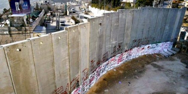 September 26, 2005 The Spain’s “Apartheid” Wall in Africa – Fences