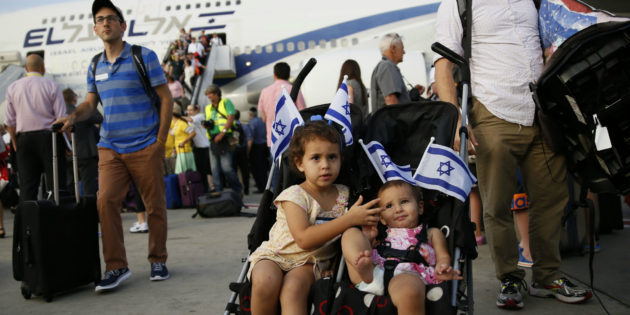 December 31, 1978 26,000 immigrants arrive in Israel