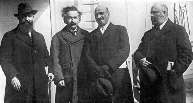 Albert Einstein WZO.jpg